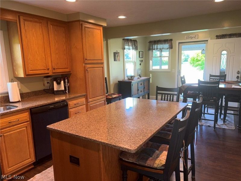 12096 Baumhart Road, Amherst, OH 44001 Photo 28