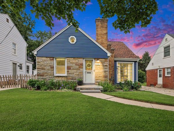 934 reynard Street SE, Grand Rapids, MI 49507