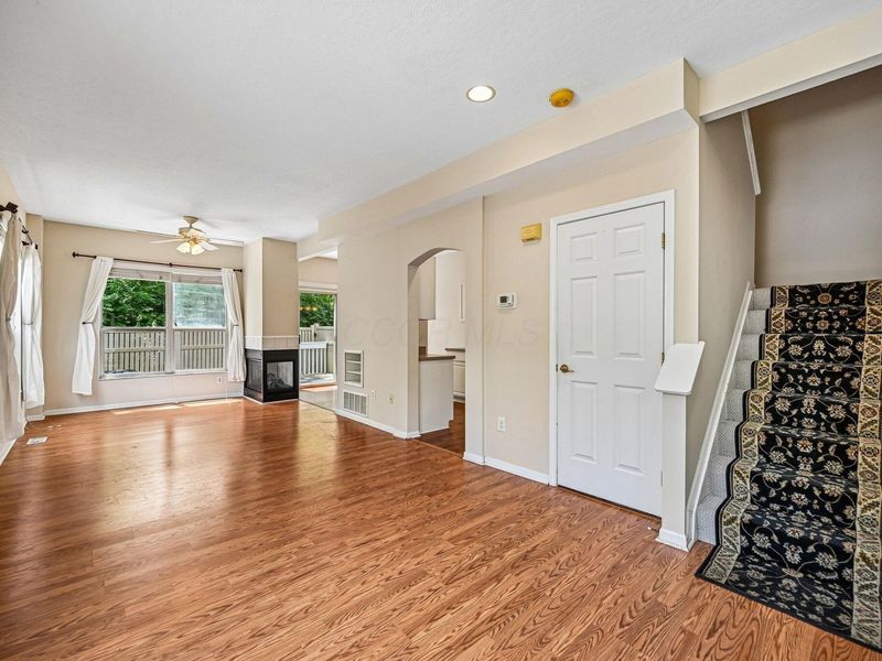 5515 Village Crossing, Hilliard, OH 43026 Photo 2