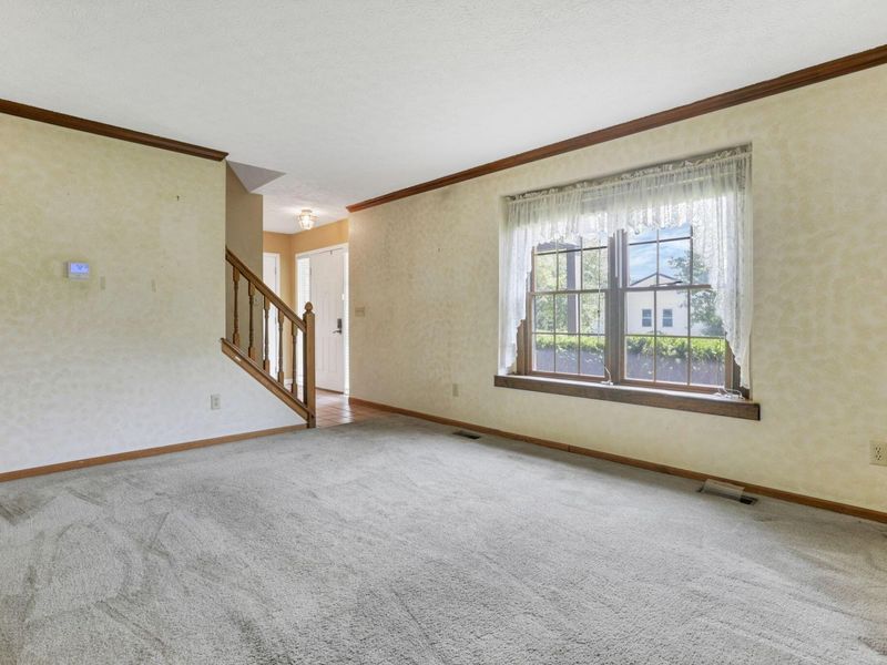 5424 Woodville Court, Columbus, OH 43230 Photo 13