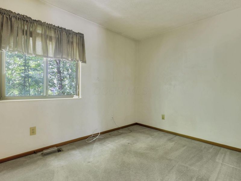 5424 Woodville Court, Columbus, OH 43230 Photo 31