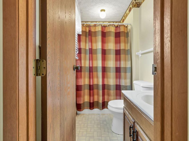 5424 Woodville Court, Columbus, OH 43230 Photo 42
