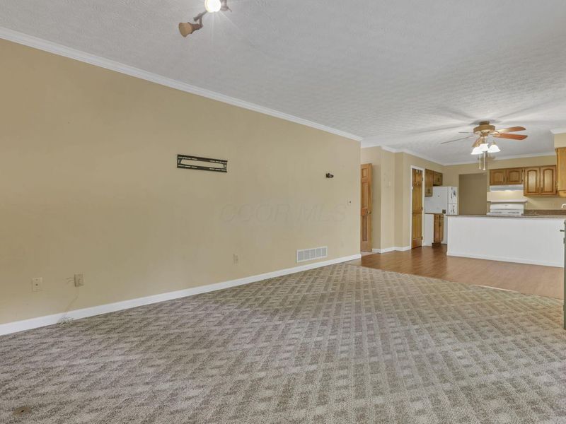5424 Woodville Court, Columbus, OH 43230 Photo 9