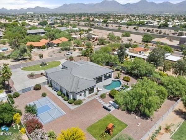 8645 E Wood Drive, Scottsdale, AZ 85260