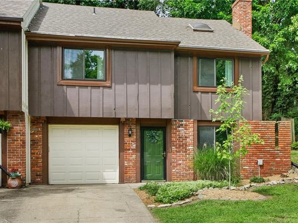 6337 W 50th Street, Mission, KS 66202