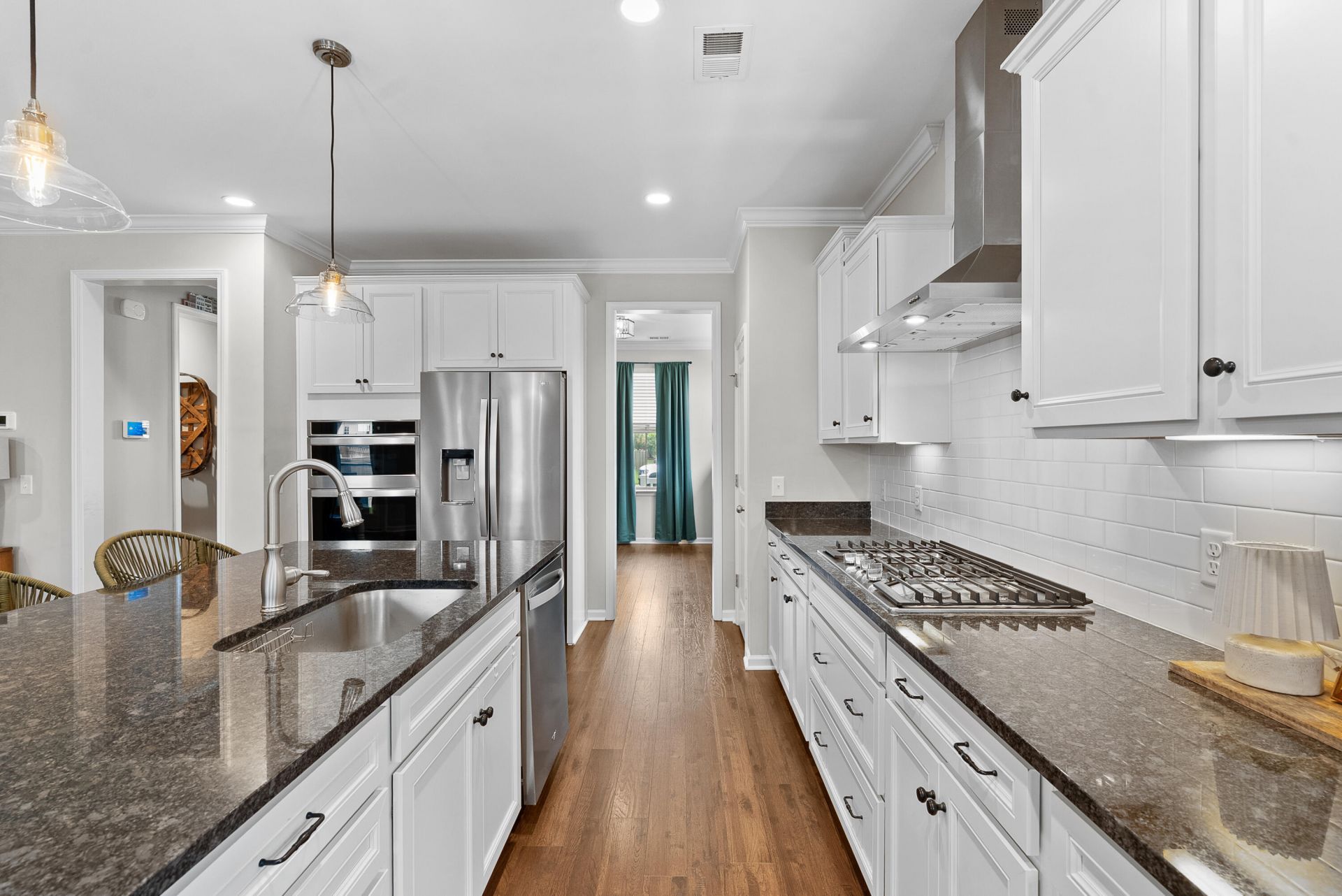 2097 Utsey Street Photo 22