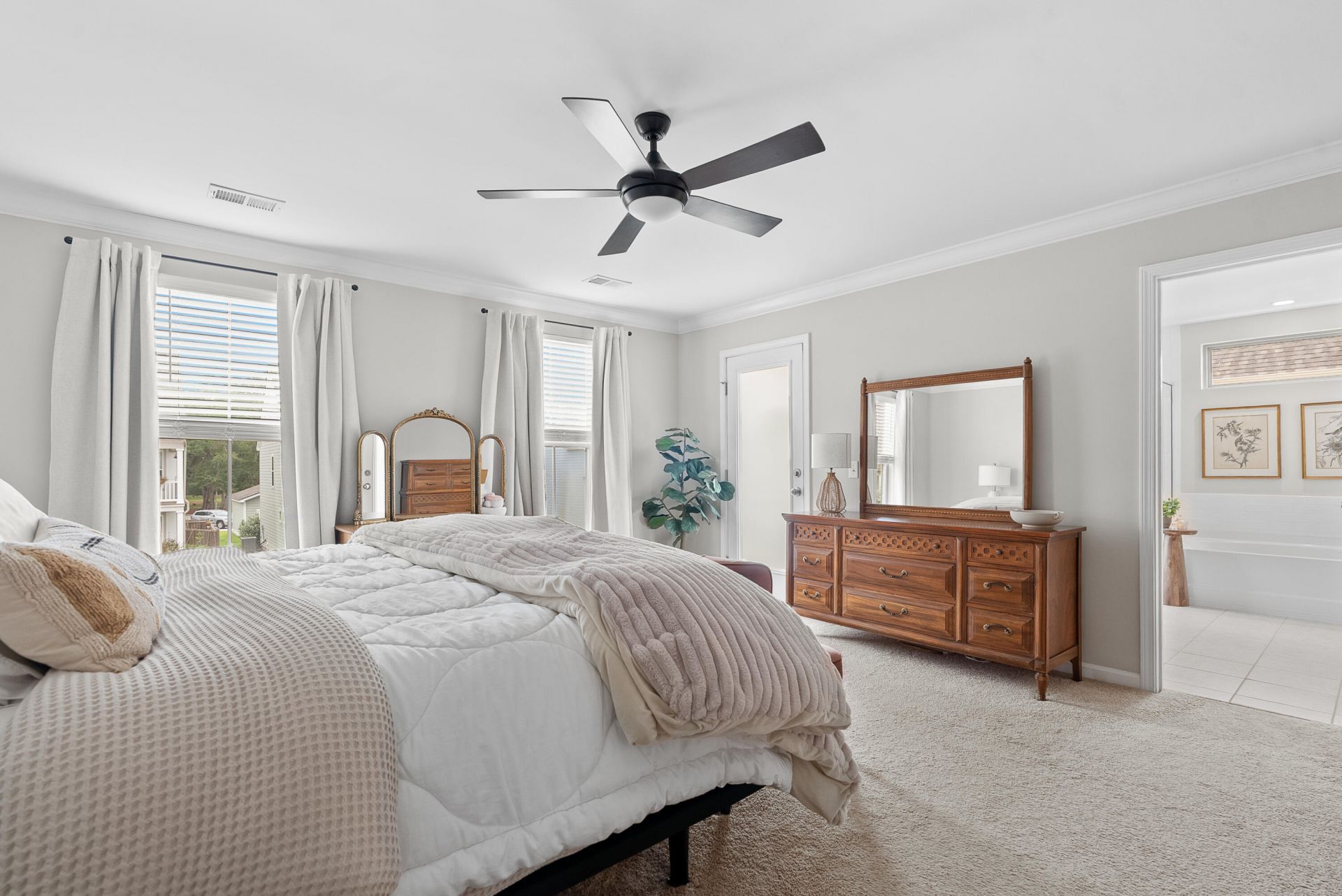 2097 Utsey Street Photo 31