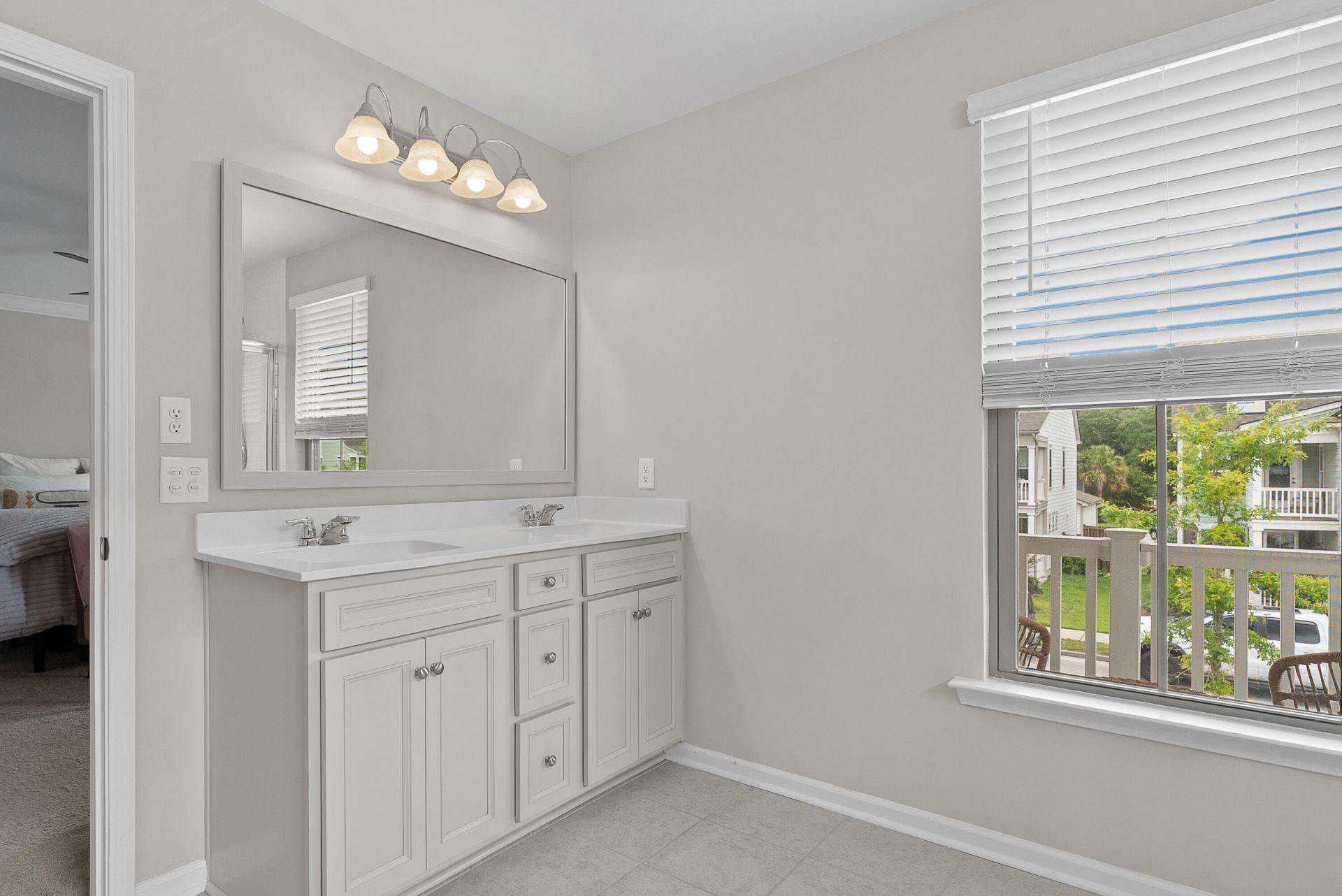 2097 Utsey Street Photo 36