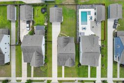 2097 Utsey Street photo 4