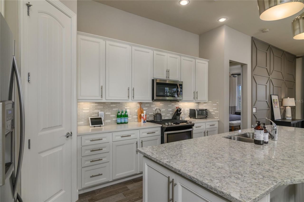 12203 Seabrook Avenue , Bradenton, FL 34211 Photo
