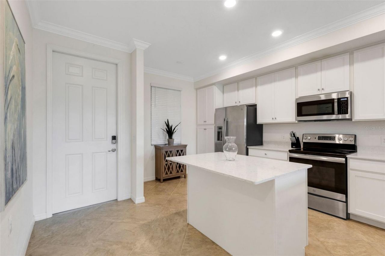 17510 Gawthrop Drive , Unit 204, Bradenton, FL 34211 Photo