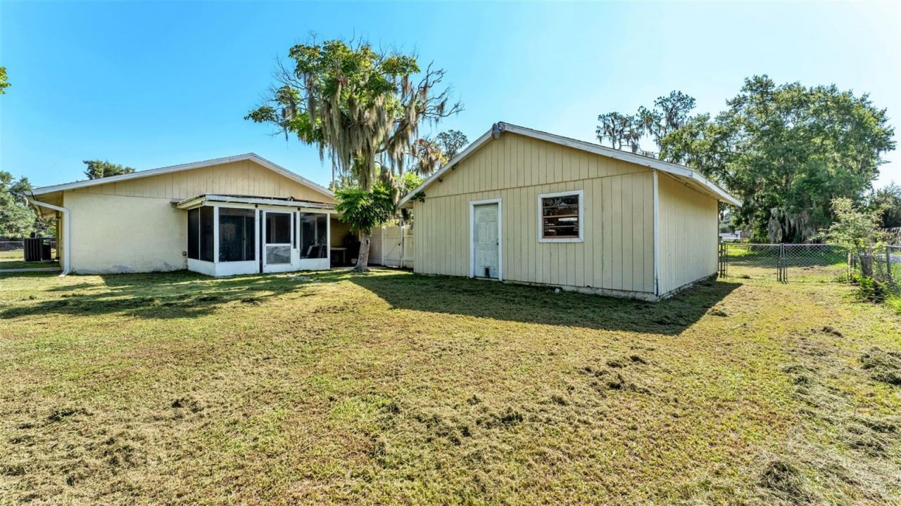 5060 Starling Drive , Mulberry, FL 33860 Photo