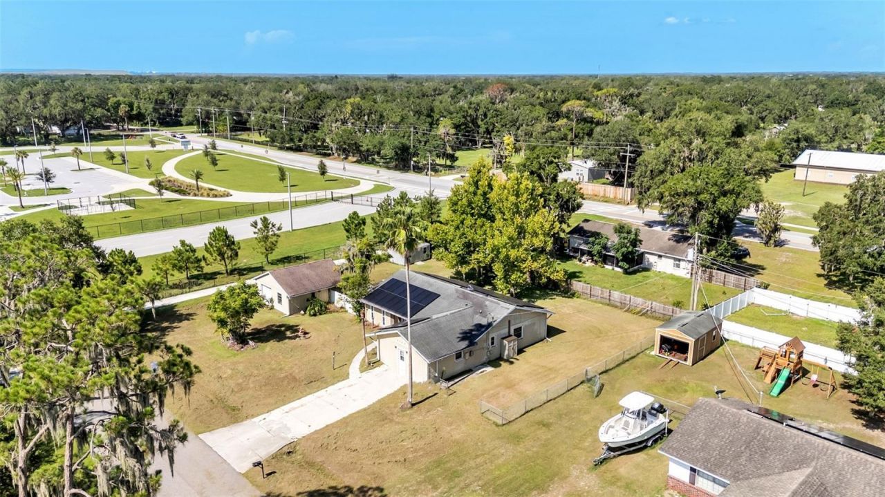 5060 Starling Drive , Mulberry, FL 33860 Photo