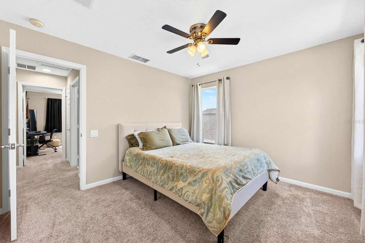 1135 Toluke Point , Orlando, FL 32828 Photo