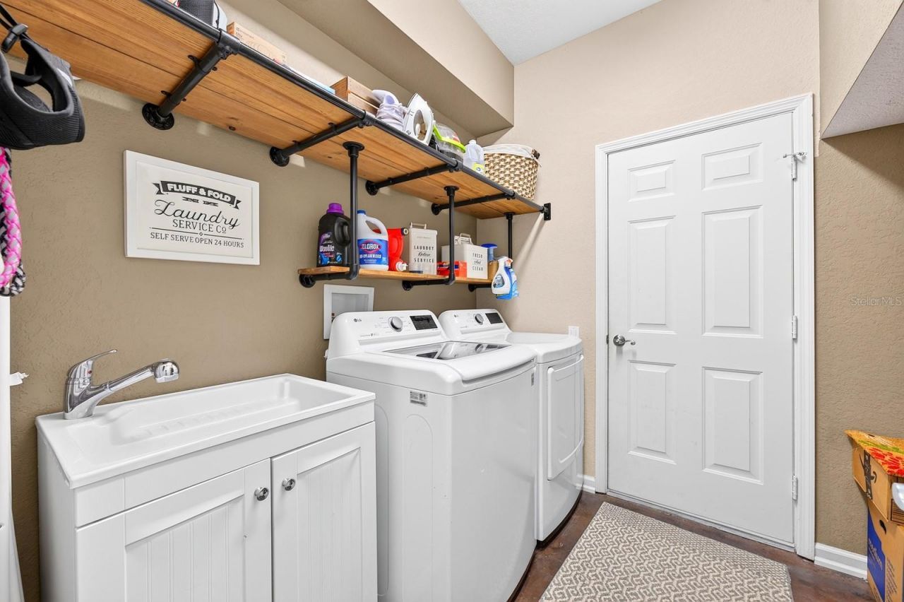 1135 Toluke Point , Orlando, FL 32828 Photo