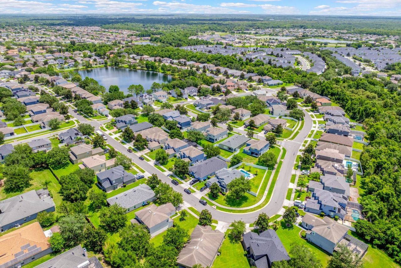 1135 Toluke Point , Orlando, FL 32828 Photo
