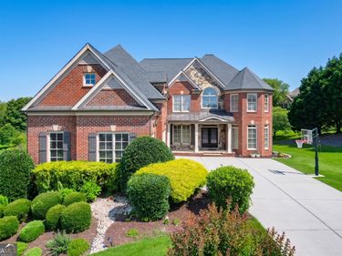 4612 Grandview Parkway, Flowery Branch, GA 30542