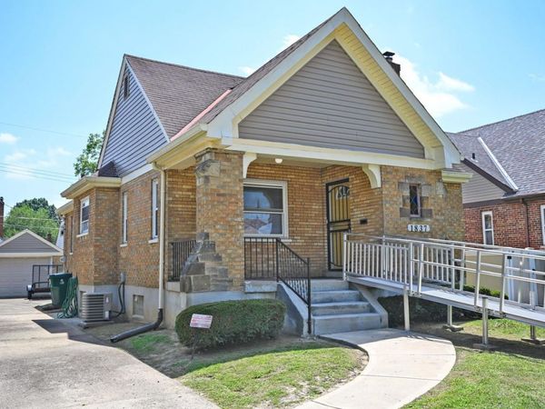 1837 Glendon Place, Cincinnati, OH 45237
