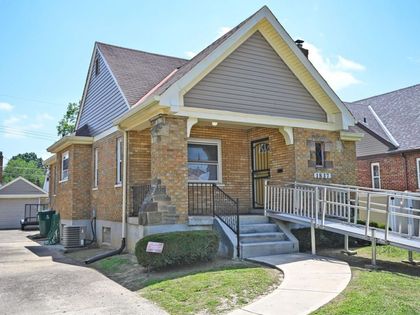 1837 Glendon Place Cincinnati, OH 45237