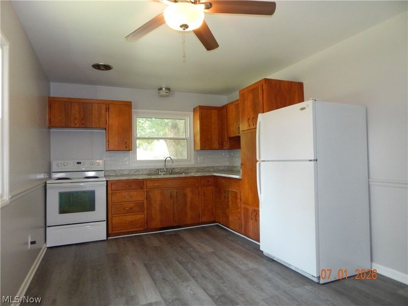 1709 42nd Street NW, Canton, OH 44709 Photo 5