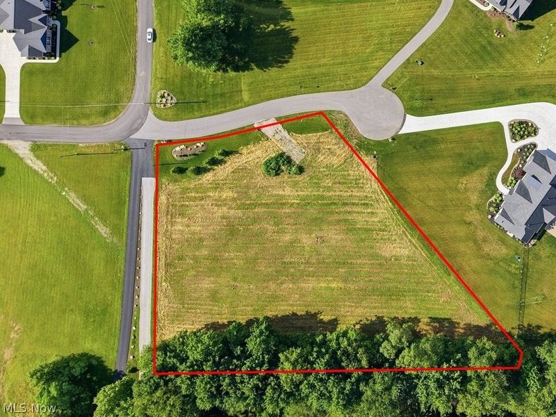 3003 Graybill Road, Uniontown, OH 44685 Photo 2