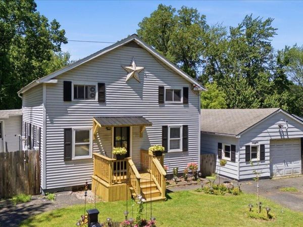 102 Stone Quarry Road, Halfmoon, NY 12065