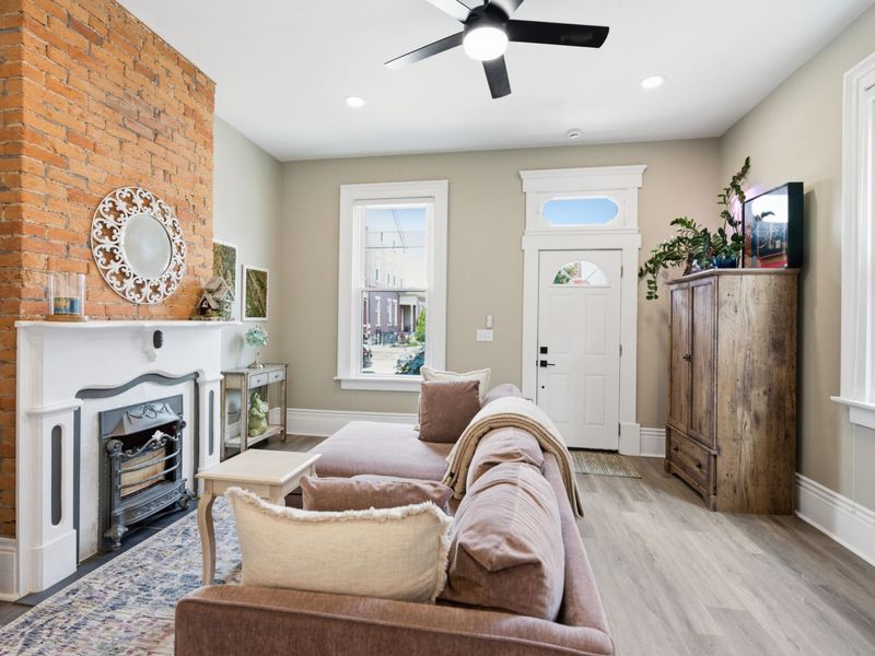 326 W 9th Street, Newport, KY 41071 Photo 4