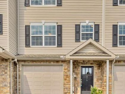 976 GREGS DRIVE Harrisburg, PA 17111