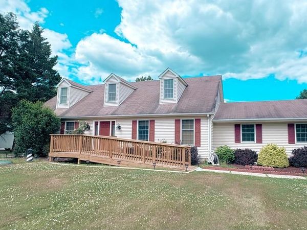 986 EVERETTS CORNER ROAD, HARTLY, DE 19953