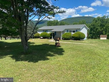 91 VANORMER ROAD, MC ALISTERVILLE, PA 17049