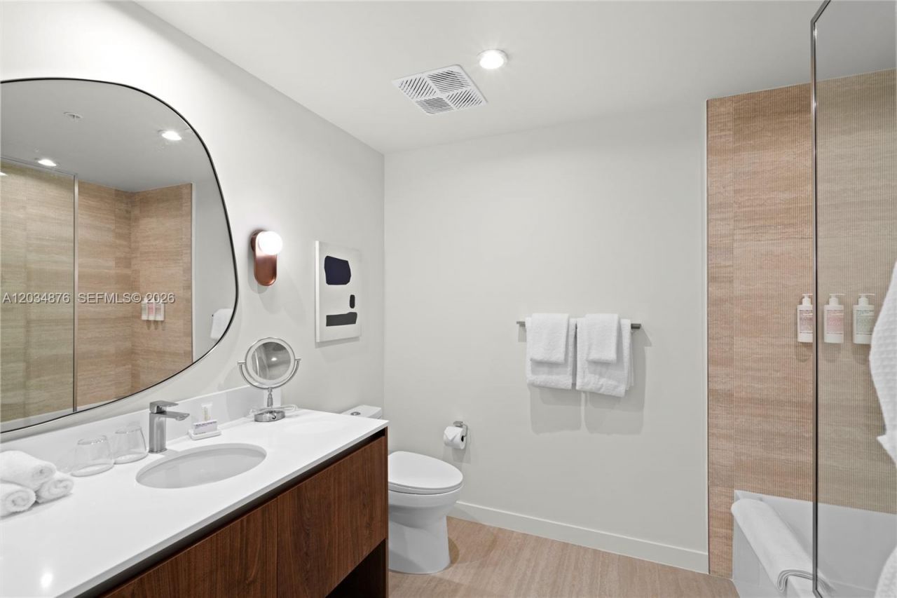 1611 SW 2nd Ave , Unit 816, Miami, FL 33129 Photo