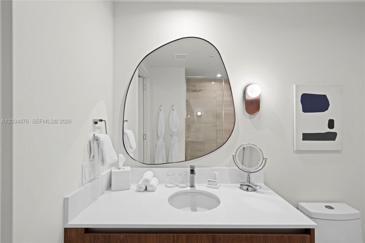 1611 SW 2nd Ave , Unit 816, Miami, FL 33129 Photo
