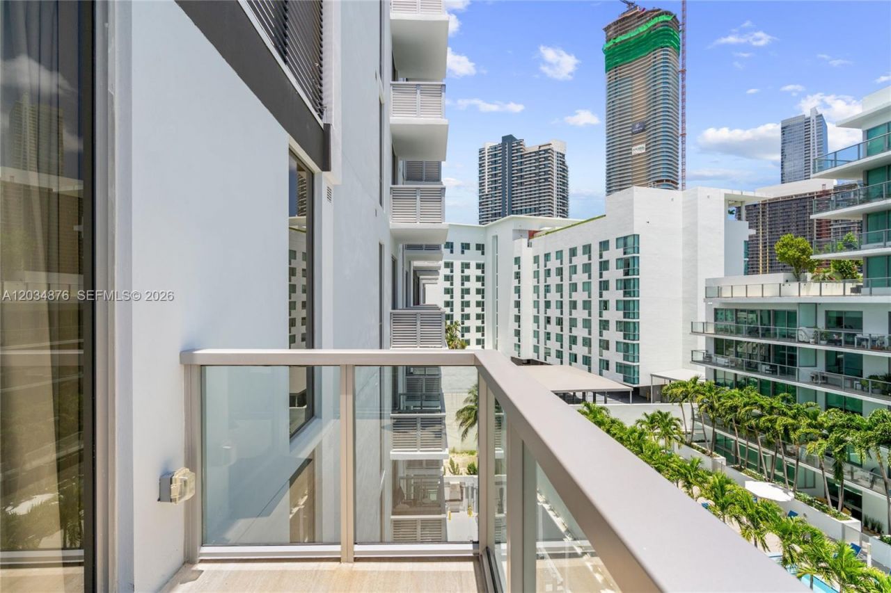 1611 SW 2nd Ave , Unit 816, Miami, FL 33129 Photo