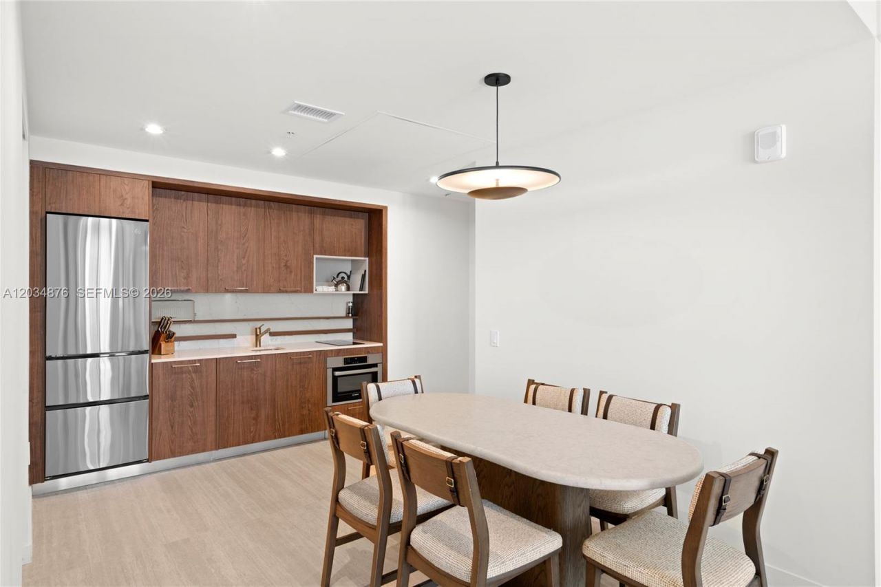 1611 SW 2nd Ave , Unit 816, Miami, FL 33129 Photo
