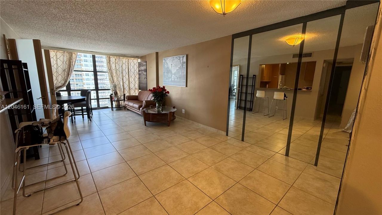 2049 S Ocean Dr , Unit 1004, Hallandale Beach, FL 33009 Photo