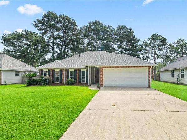 713 LIONEL Court, Abita Springs, LA 70420