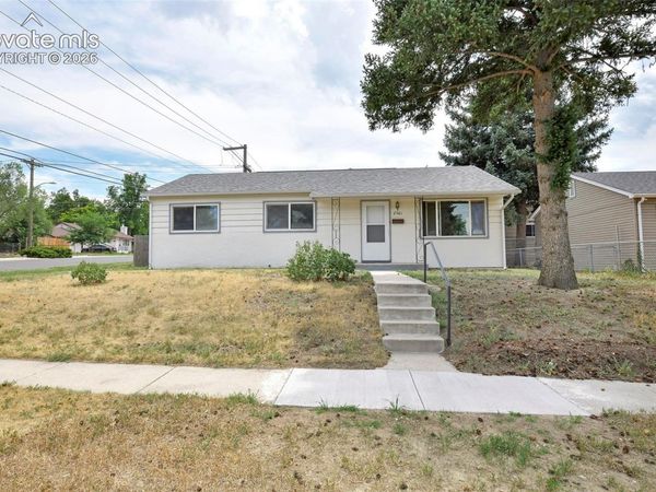 2581 E San Miguel Street, Colorado Springs, CO 80909