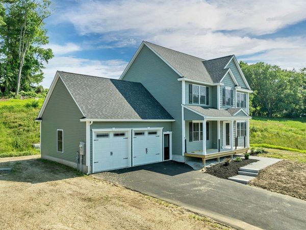 6 Shelburne Lane, Concord, NH 03301