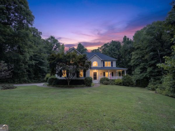 260 Kensington Drive, Sharpsburg, GA 30277