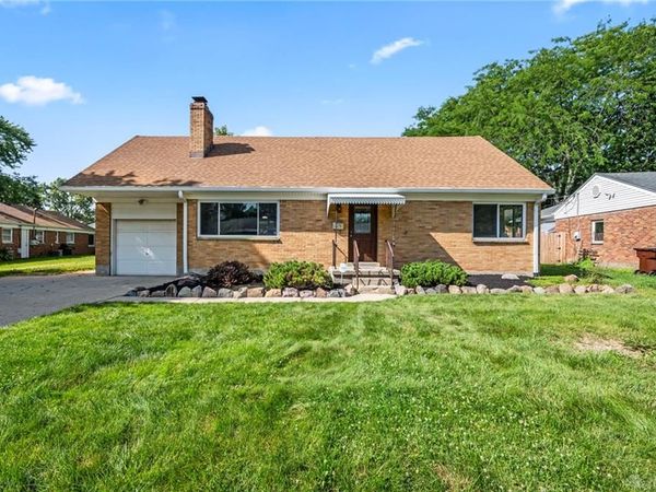 605 Lamont Drive, Kettering, OH 45429