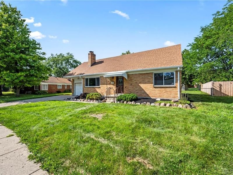 605 Lamont Drive, Kettering, OH 45429 Photo 2