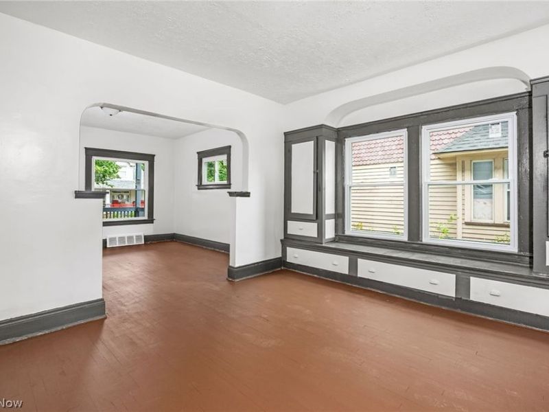 6704 Owosso Avenue, Cleveland, OH 44105 Photo 11