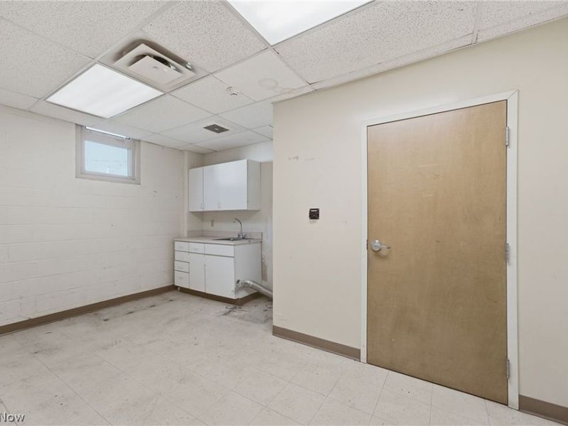 2430 E 28th Street, Lorain, OH 44055 Photo 31