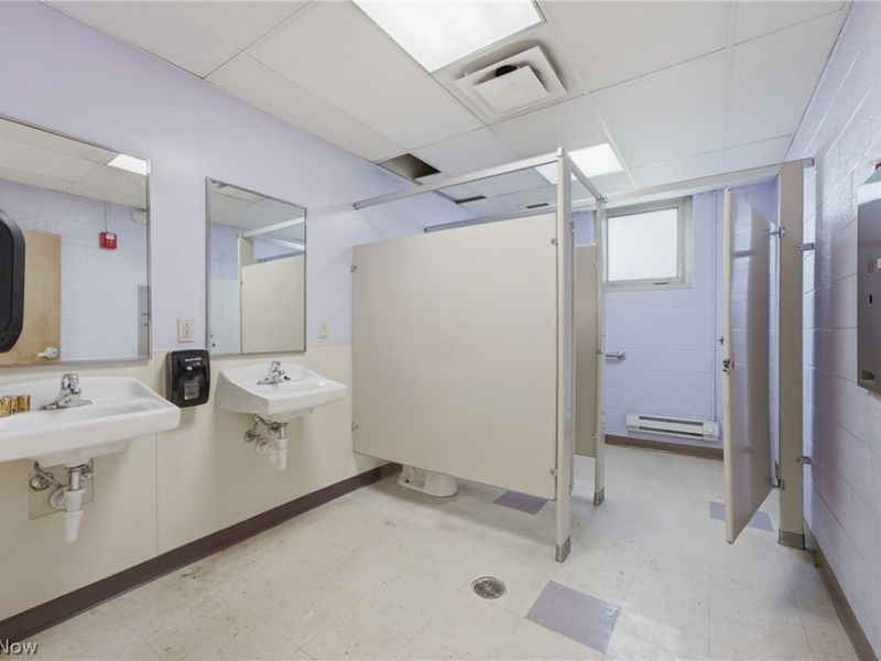 2430 E 28th Street, Lorain, OH 44055 Photo 38