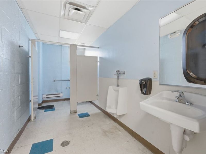 2430 E 28th Street, Lorain, OH 44055 Photo 39