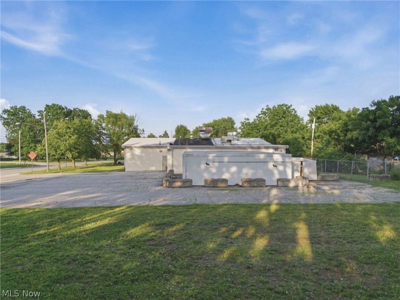 2430 E 28th Street, Lorain, OH 44055 Photo 5
