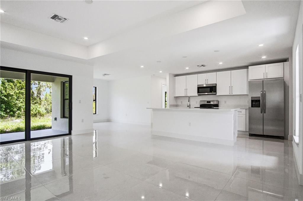 739 Fullerton Ave S, Lehigh Acres, FL 33974 Photo
