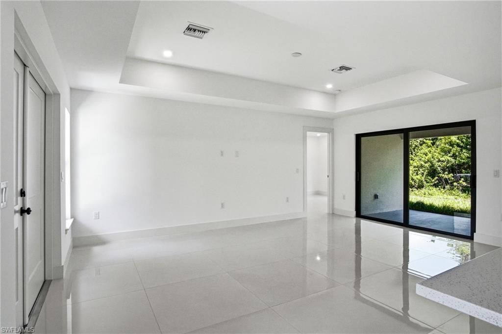 739 Fullerton Ave S, Lehigh Acres, FL 33974 Photo