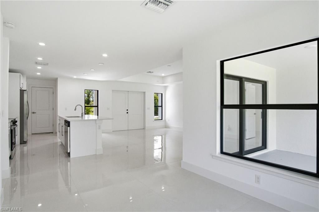 739 Fullerton Ave S, Lehigh Acres, FL 33974 Photo