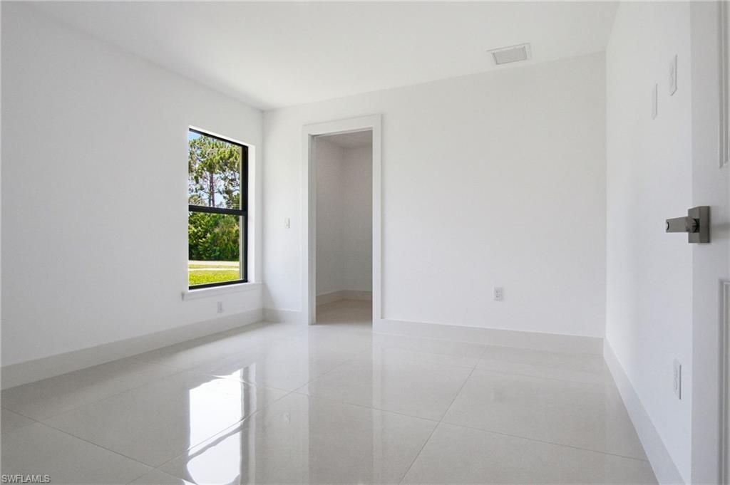 739 Fullerton Ave S, Lehigh Acres, FL 33974 Photo